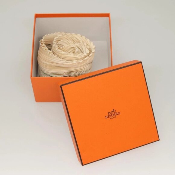 HERMES Pleated Carre 90 Scarf ""SULFURE&PRESSE PAPIERS2 "" Silk Auth ep9648 - Picture 14 of 14